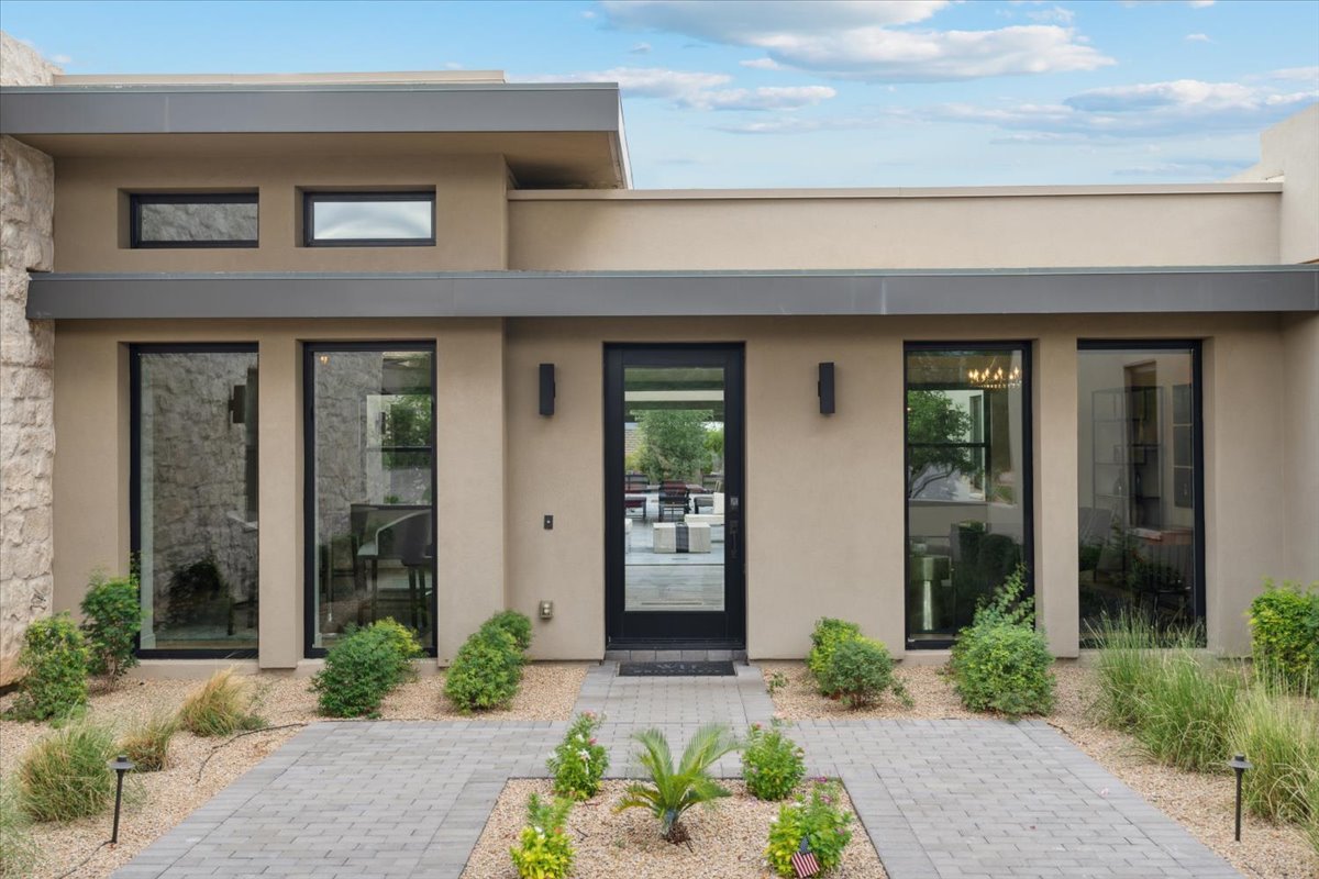 Rear exterior daytime view of a White Horse community home, North Scottsdale