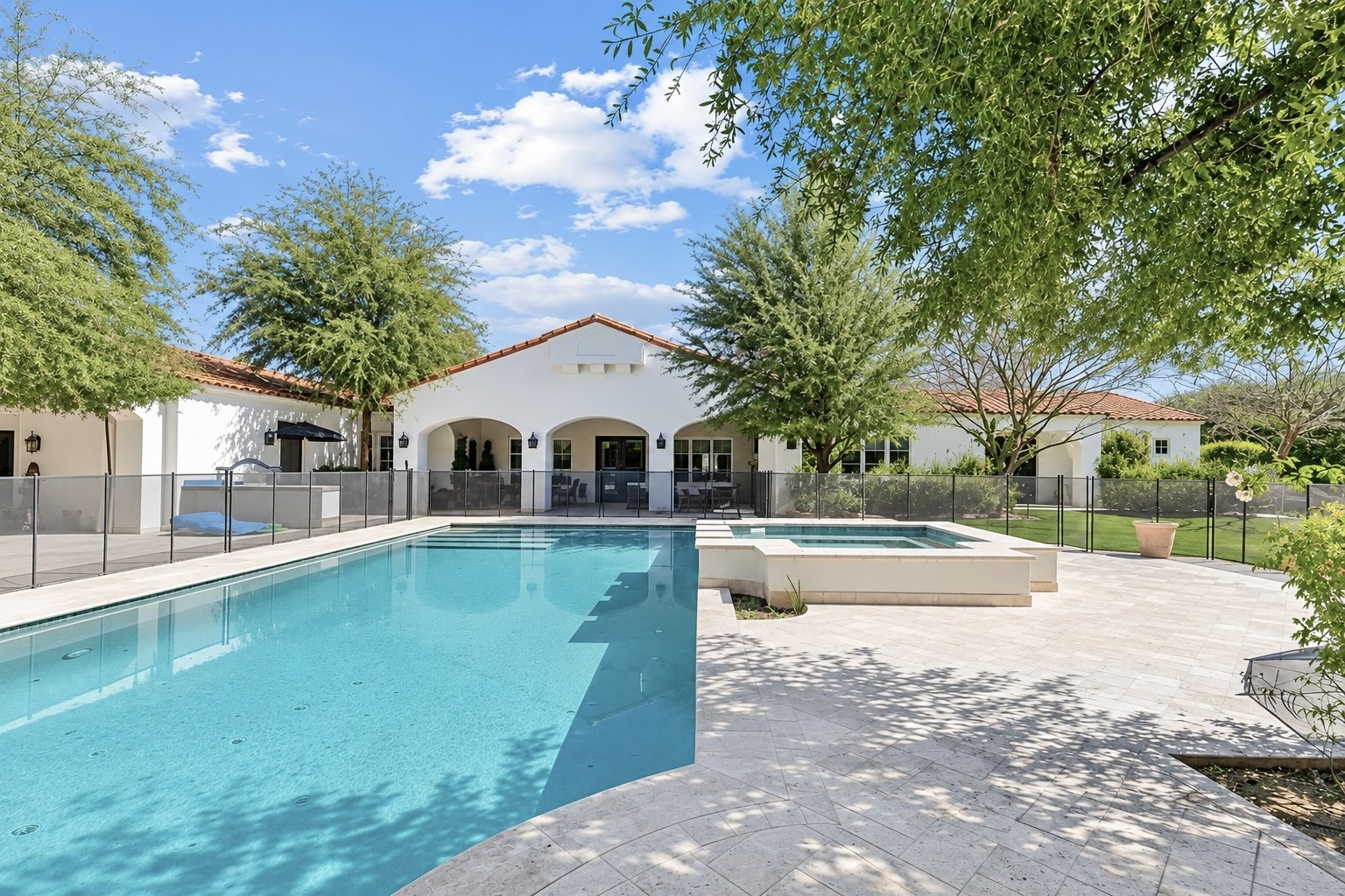 Backyard pool and spa at 5840 N 70th Pl