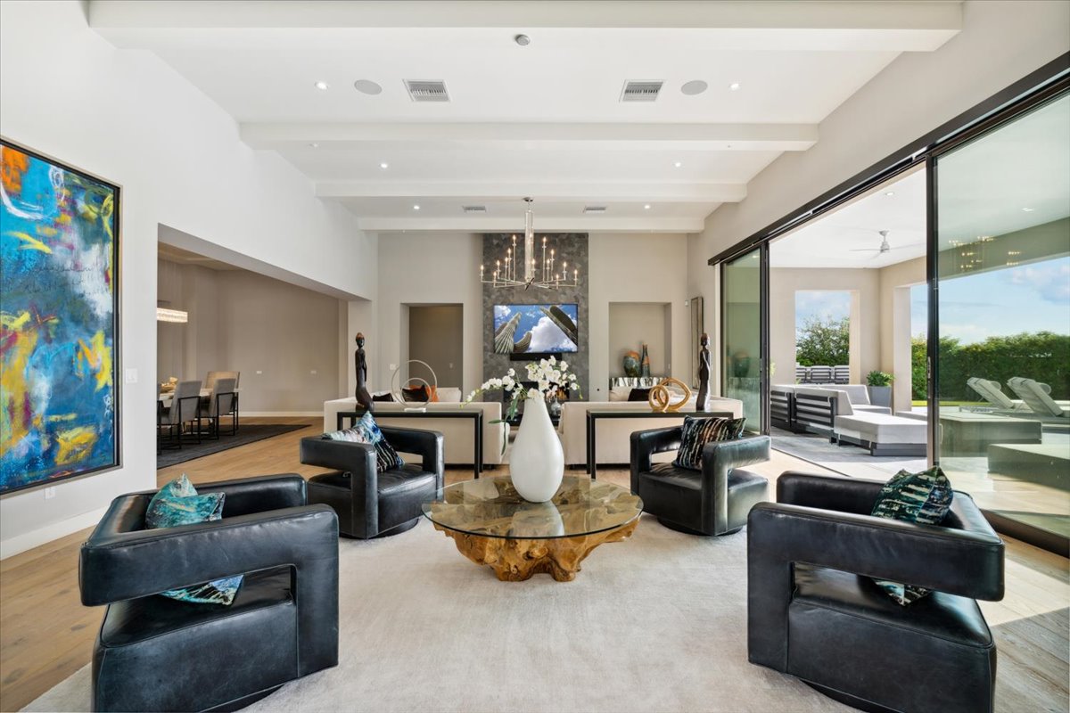 Living room interior in the White Horse community, North Scottsdale